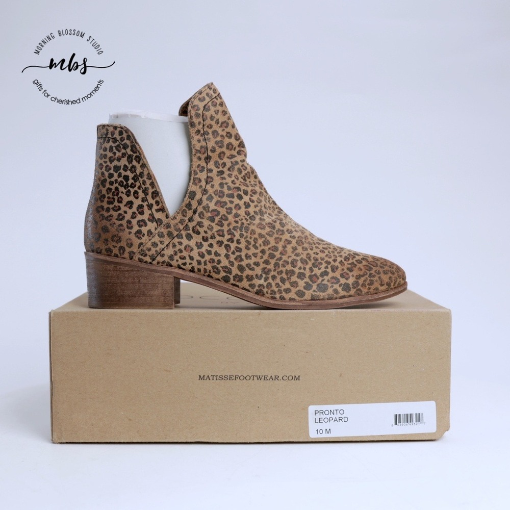 NIB Coconut by Matisse Pronto Leather Leopard Split Shaft Bootie Brown Women 10